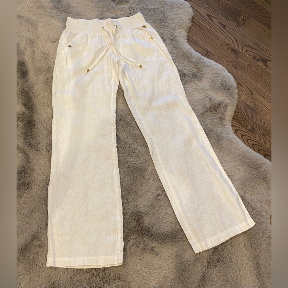 Guess white casual pant Small